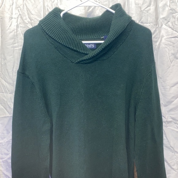Men’s Green Chaps Sweater with leather elbow patches nice big neck size Medium - Picture 4 of 8